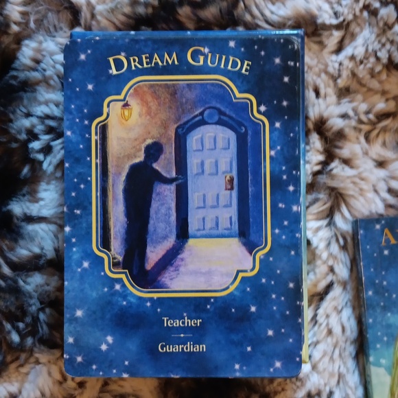 Angel dreams oracle cards by Doreen virtue - Picture 6 of 7